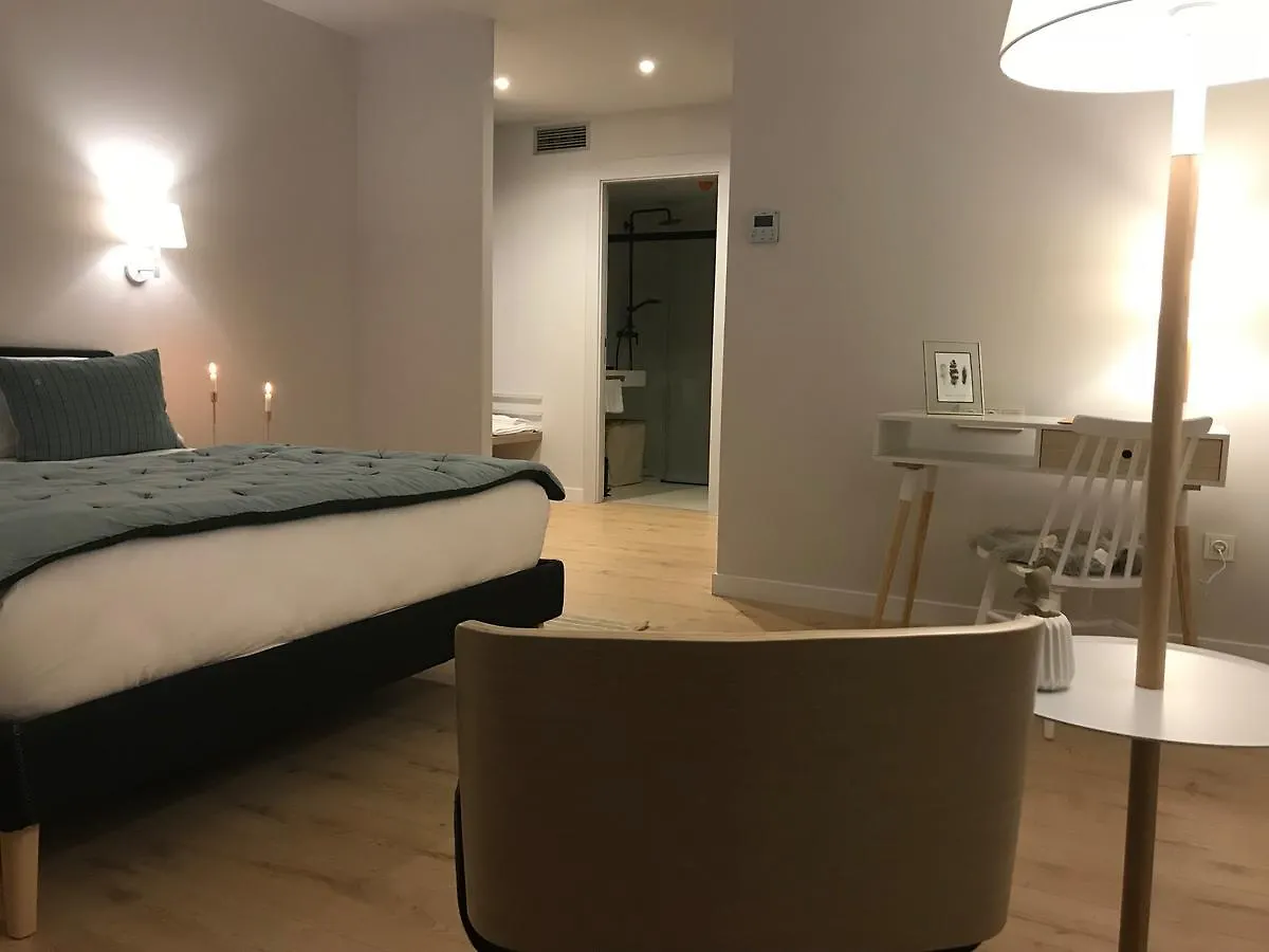 Ixua Hotela Éibar 3*,